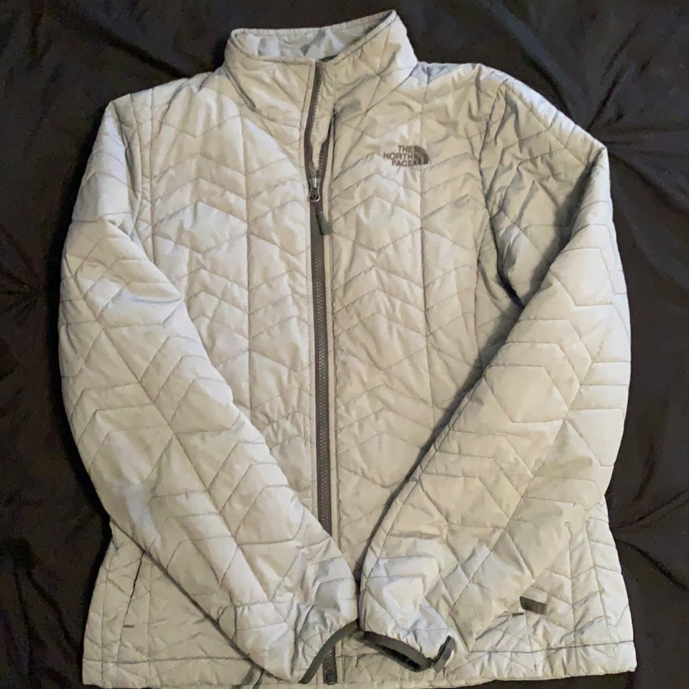Size large North Face gray jacket